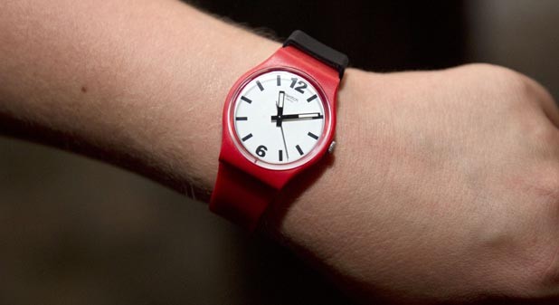 Swatch bringt erste Smartwatch