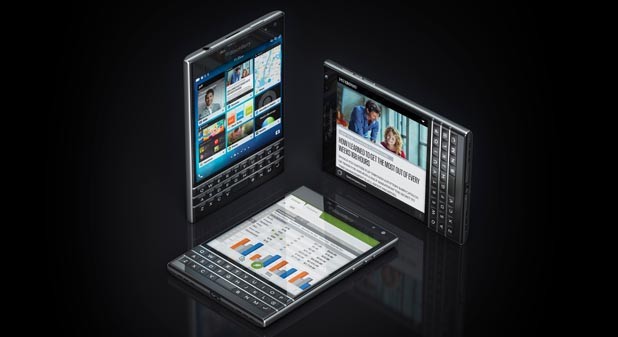 Blackberry Passport: Smartphone im Reisepass-Format vorgestellt