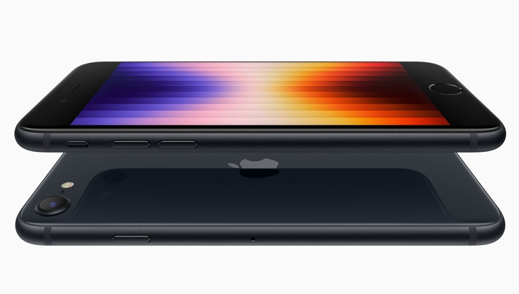 Apple -- Das iPhone SE der nächsten Generation ist ein leistungsstarkes neues iPhone im ikonischen Design, das mit dem A15 Bionic Chip und 5G ausgestattet ist.